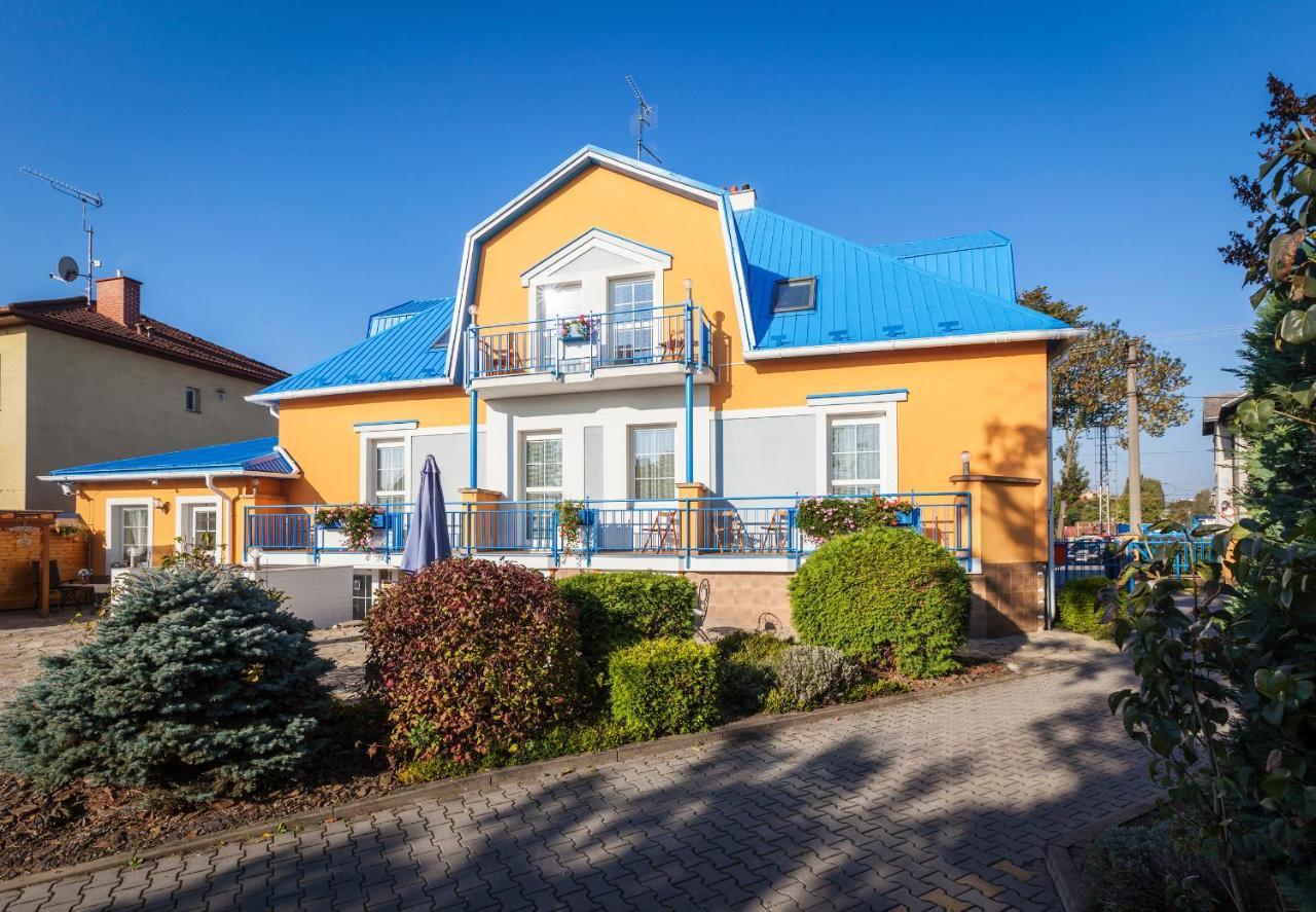 Penzion Sirius Vyskov Exterior photo
